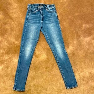 Lucky Brand jeans- ankle cheville size 4 (27)